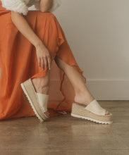 Load image into Gallery viewer, OASIS SOCIETY Ivy - Espadrille Platform Slide
