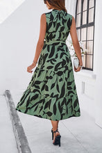 Load image into Gallery viewer, Halter Tie back midi dress
